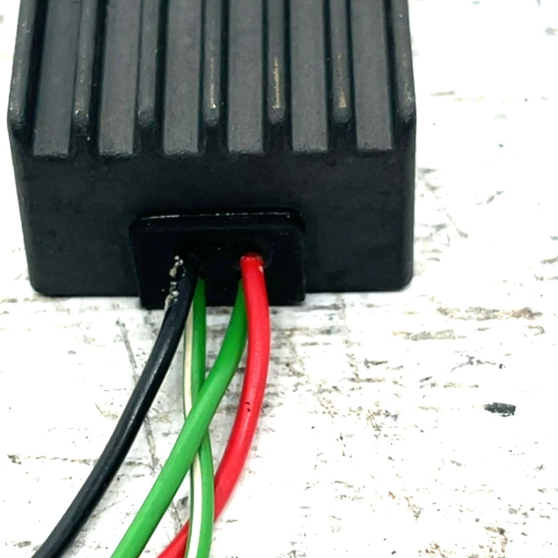 null Yamaha WaveRunner XL1200 OEM Voltage Regulator 6H2-81960-00-00 JY26