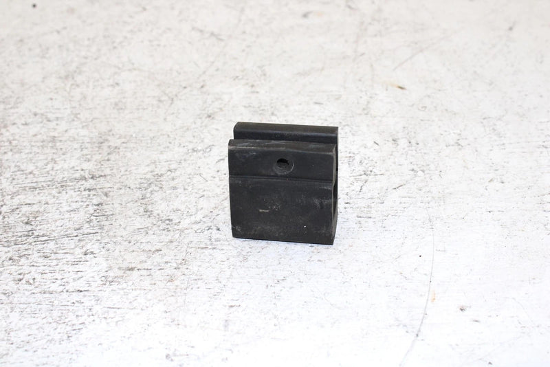 2003 Polaris 800 Xc Sp Edge Oem Rear Bump Stop Pair 5521498 SP35