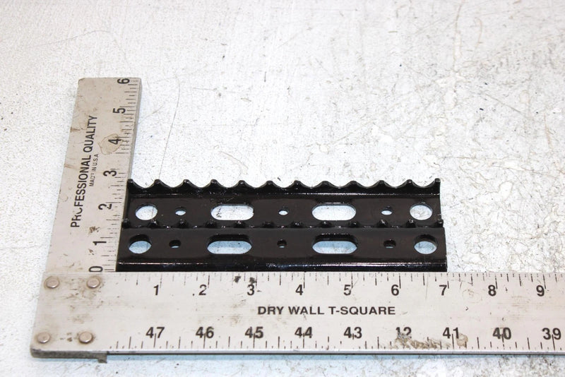 2000 Polaris Xplorer Oem Footrest Cleat Pair 5242525-067 AP169