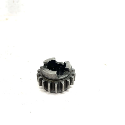 1986 Polaris Trail Boss 250R OEM 18T Fwd Gear 5130620 AP195
