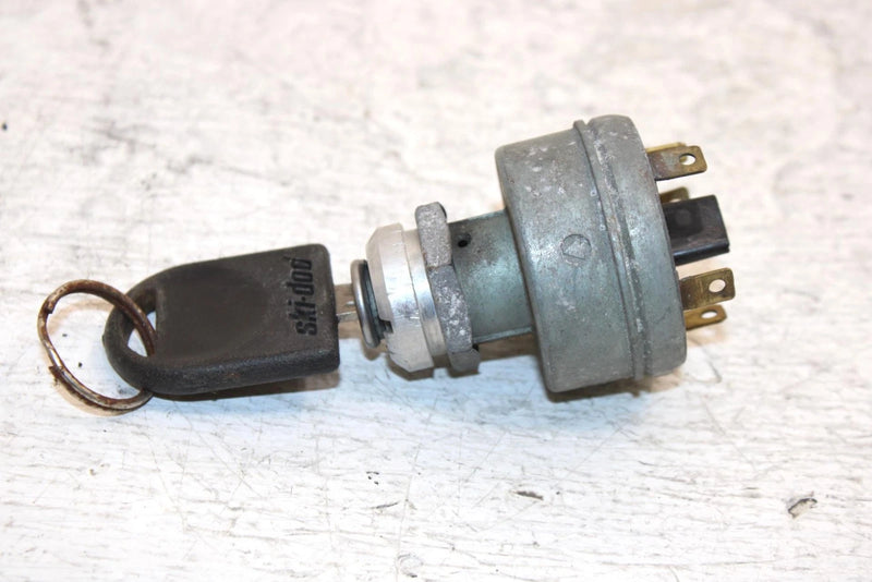 1998 Ski-doo Mach 1 700 Oem Ignition Key Switch 410111300 SS3