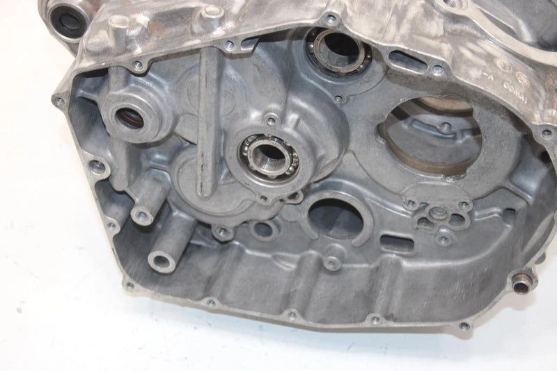 88 Yamaha  Big Bear 350 Yfm350fwu 4x4 Oem Crankcase 1YW-15100-09-00 AY20