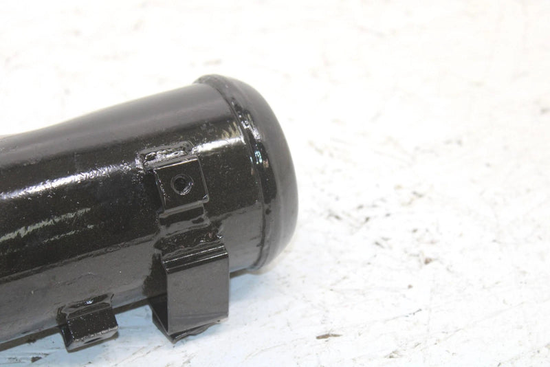 1985 Yamaha Vmax Oem Shock Absorber Holder 8M6-2376J-01-00 SY125