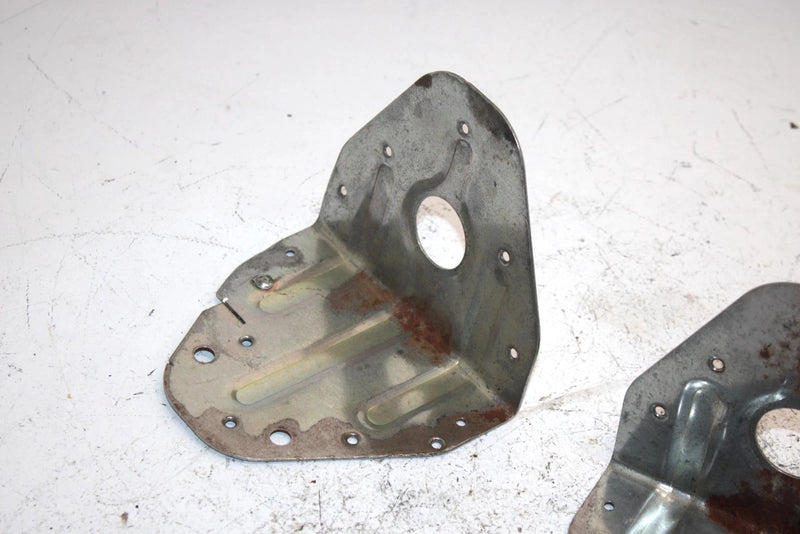 90 Yamaha Exciter Oem Frame Support Bracket Pair 99999-02250-00 SY3