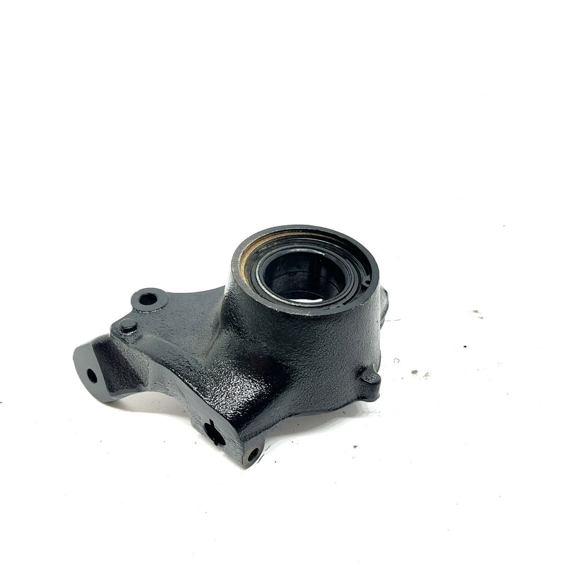 null Polaris RZR 800 OEM Front Left Knuckle 5135442 XP8