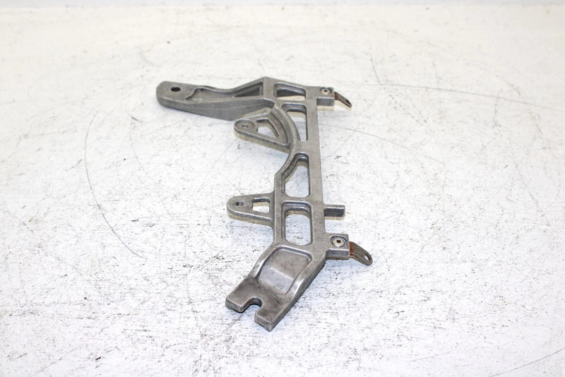 2013 Polaris 600 Rush Pro Oem Muffler Mount Bracket 1017804 SP30