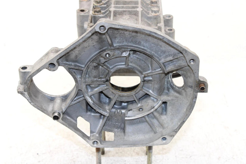1991 Yamaha Exciter Ii 570 Liquid Oem Crankcase W/Studs 84N-15100-02-00 SY24