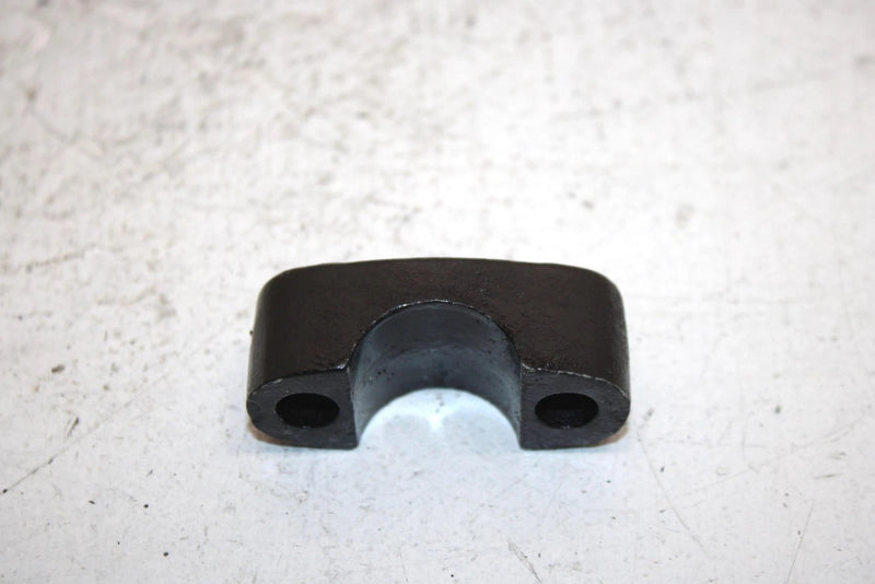1997 Suzuki King Quad 300 4x4 Oem Handlebar Clamp Pair 56211-27200-291 AS11