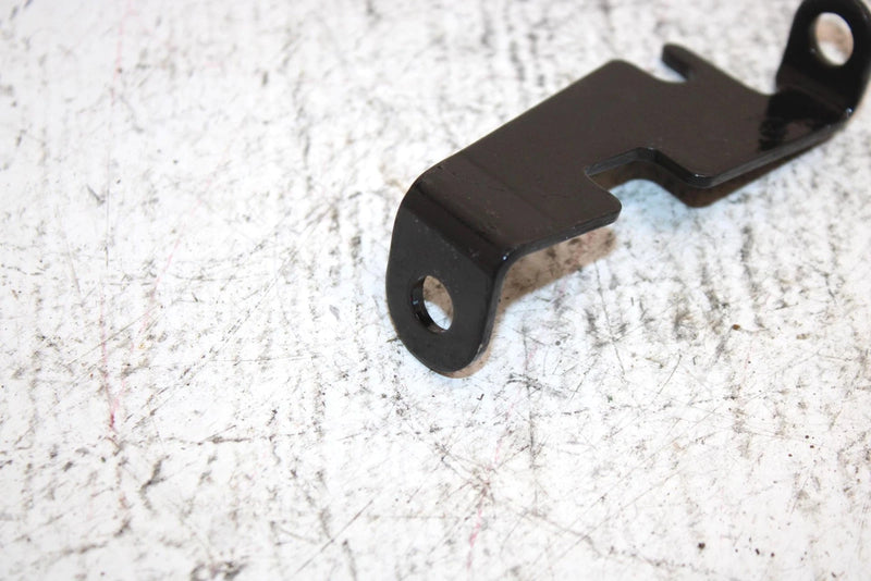 1993 Polaris 350l 4x4 Oem Shift Lock Cable Bracket 5222569-067 AP27