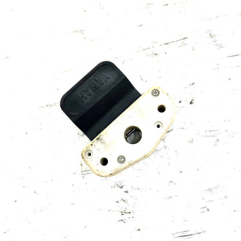 00-02 Yamaha WaveRunner GP1200 OEM Seat Latch F0D-63850-01-00 JY28