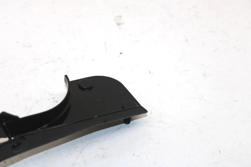 1988 Yamaha Bravo Oem Right Hinge Assembly 8R4-77140-00-00 SY72