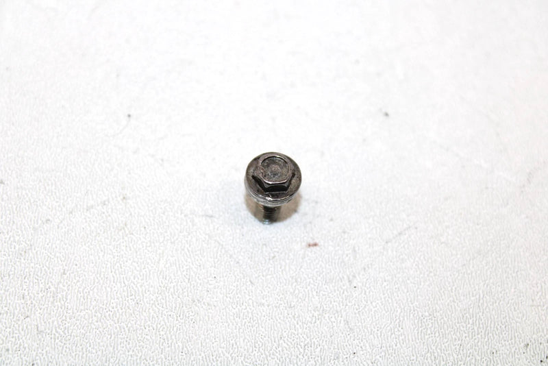 1998 Polaris Xpress 300 Oem Oil Pump Bolt 3084829 AP136