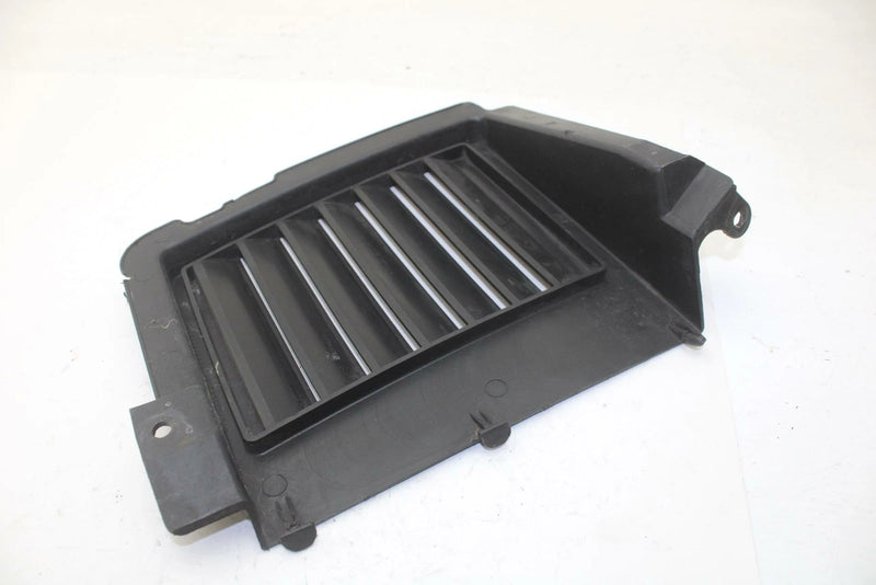 89 Yamaha Exciter EX570N OEM Left Louver 8X9-77131-00-00 SY54