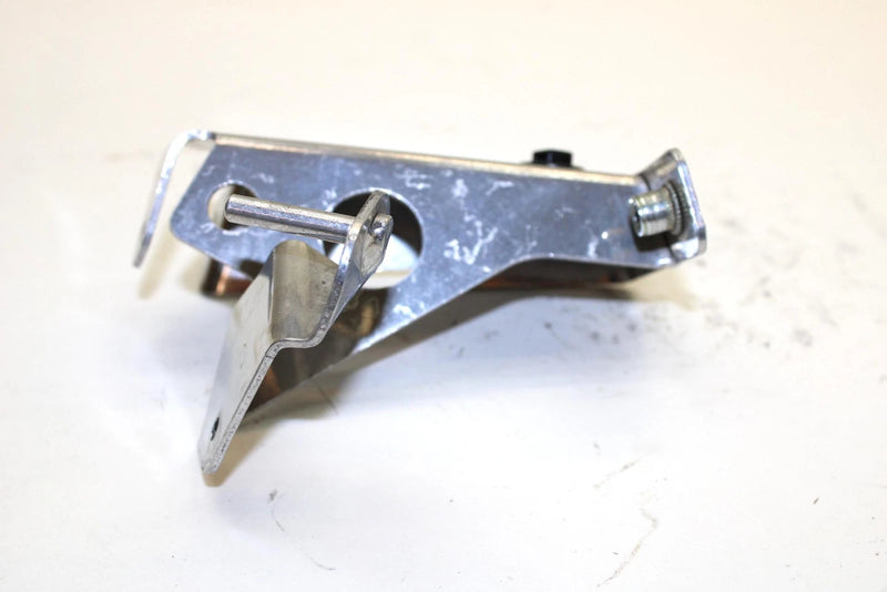 2004 Ski-doo Mxz 600 Ho Sdi Oem Left Console Support 518322962 B109