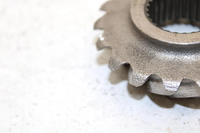 1999 Yamaha  Grizzly Oem Middle Drive Gear 5GT-Y1754-00-00 AY47