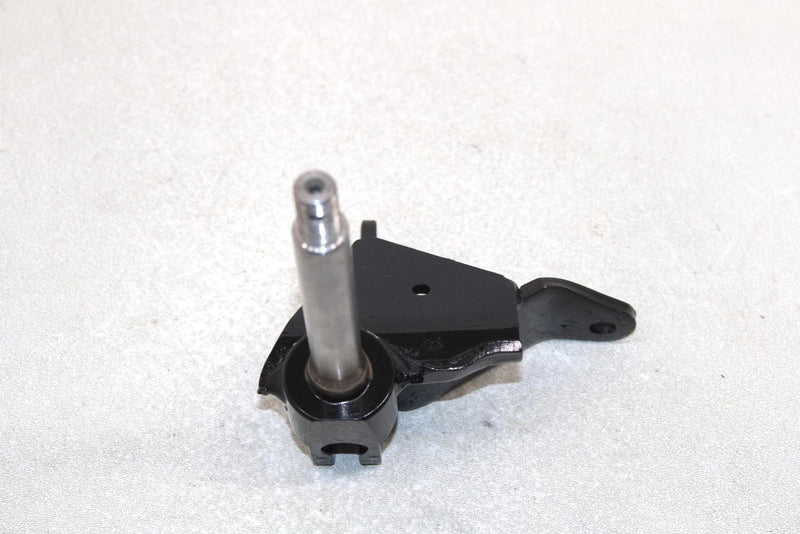 86 Polaris Trail Boss  Oem Front Left Steering Spindle 1821023 AP138