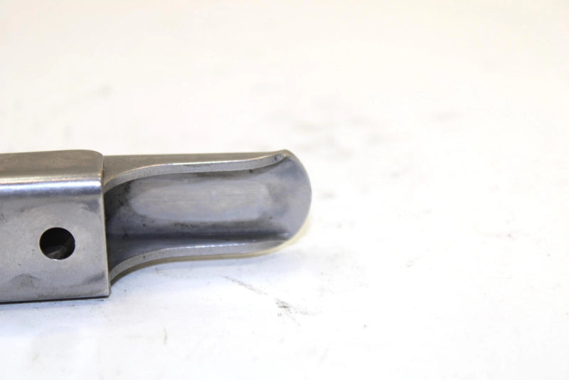 Yamaha Oem Hatch Lock Bracket EU0-62841-01-00 Q4115