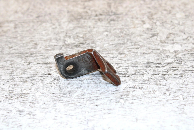 1996 Yamaha Vmax 600 Oem Brake Caliper Bracket 8AB-25721-00-00 SY29