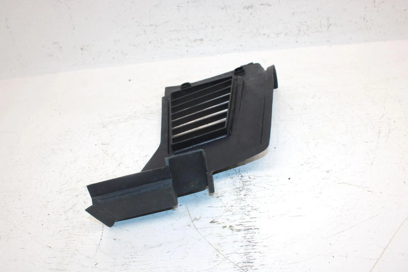 1989 Yamaha Inviter Oem Right Rear Louver 83U-77132-00-00 SY17