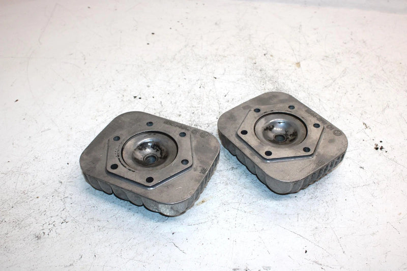 92 Polaris Sport Gt Oem Cylinder Head Pair 3084250 SP62