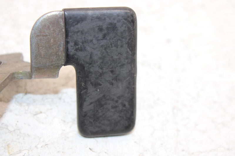 2005 Arctic Cat Atv 650 Oem Seat Latch Lever 1506-156 AA27