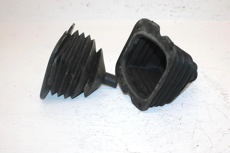 1998 Polaris 500 Oem Tierod Boot Pair 5411249 SP39