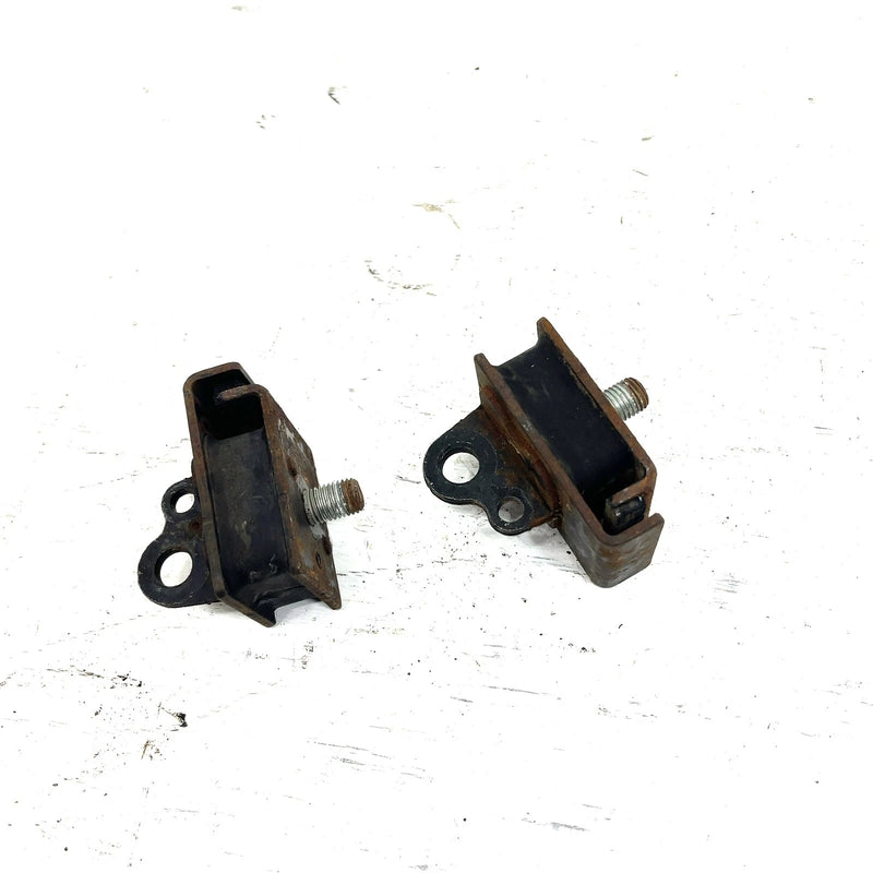 2012 Yamaha Grizzly 550 4x4 OEM Engine Mount Dampner Pair 3B4-21485-01-0 AY65