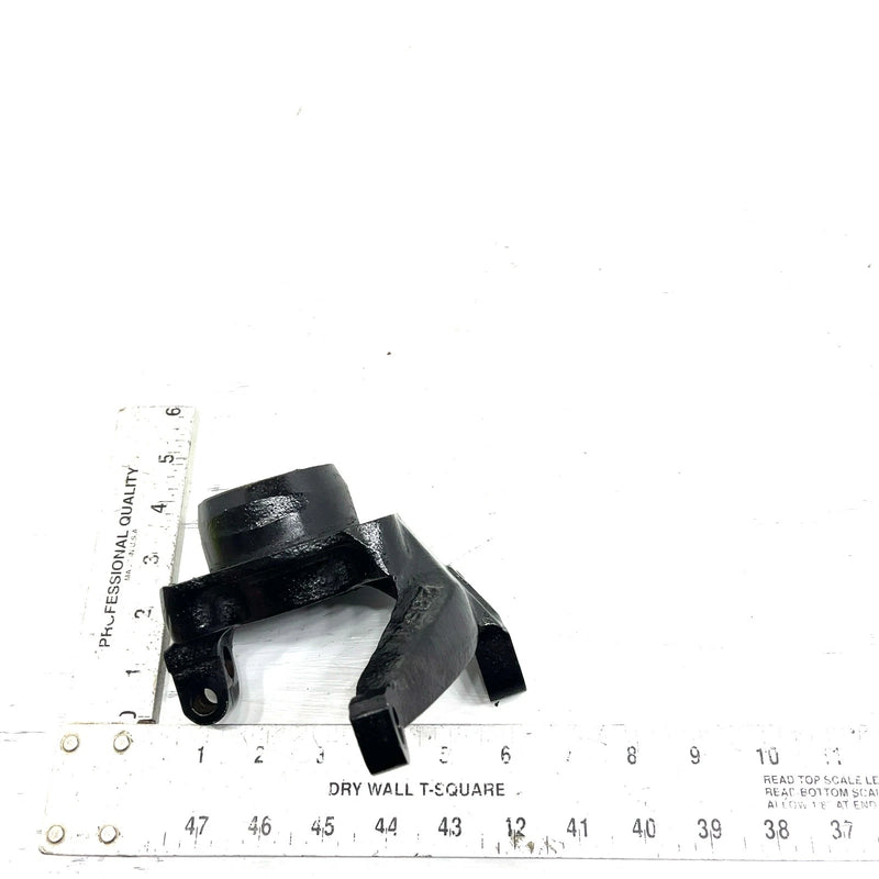 1994 Yamaha Kodiak 400 YFM400 4x4 OEM Left Steering Knuckle 3HN-23501-02-00 AY71