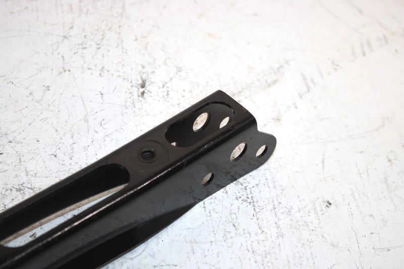 2004 Honda Fourtrax Rincon Oem Footpeg Bracket 50611-HN8-000 AH2