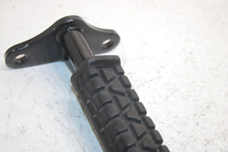 1986 Yamaha  Badger Yfm80s Oem Left Foot Peg 55X-27411-01-00 AY8