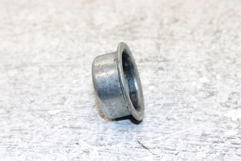1995 Yamaha Vmax 500 Oem Front Shock Retainer 8BN-22401-00-00 SY34