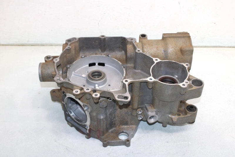 04 Yamaha  Bruin 350 Auto 2wd Oem Crankcase 5WH-15100-00-00 5WH-15100-09-00 AY36
