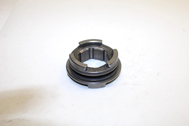 1997 Yamaha  Big Bear 350 Oem Trans Clutch Dog 2VA-17285-00-00 Q3852