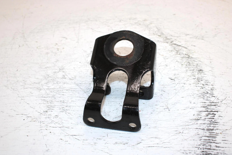 1994 Yamaha Vmax 600 Oem Front Upper Left Mount W/Bushing 82M-21415-00-00 SY25