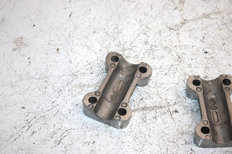 81 Yamaha Enticer 250 Et250e Oem Handebar Mount Set 164-23441-01-98 SY6