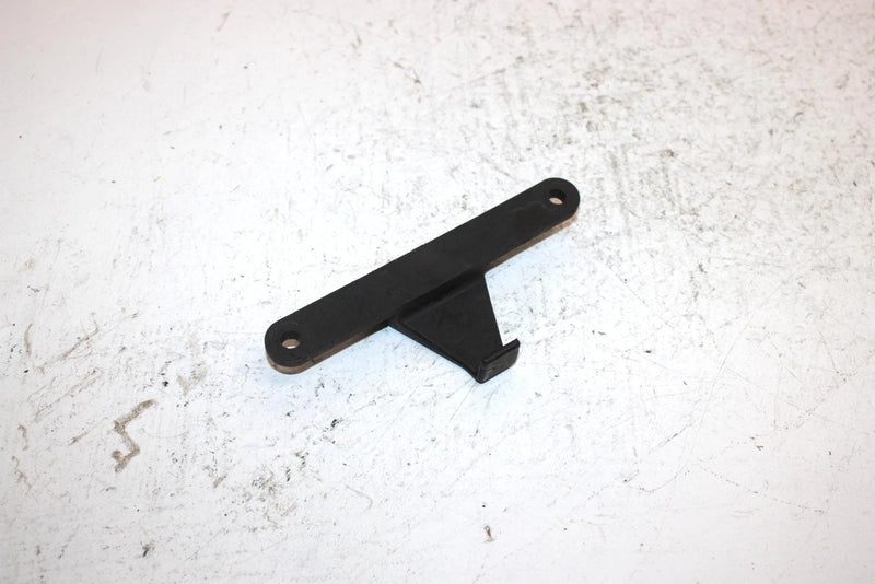 1990 Kawasaki 650 Ts OEM Water Strainer Clamp 92170-3725 JK8