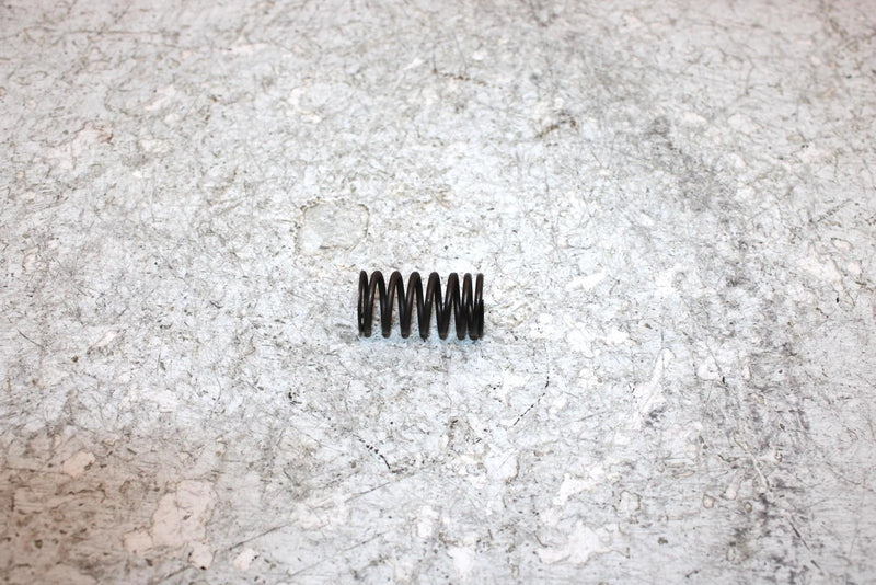 1986 Honda Trx350 Oem Valve Spring 14761-HA5-003 AH40