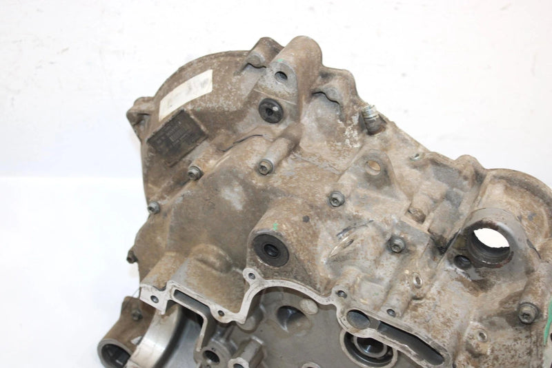 21 Can-am Outlander Max 450 4x4 Dps Oem Crankcase 420686324 AB4