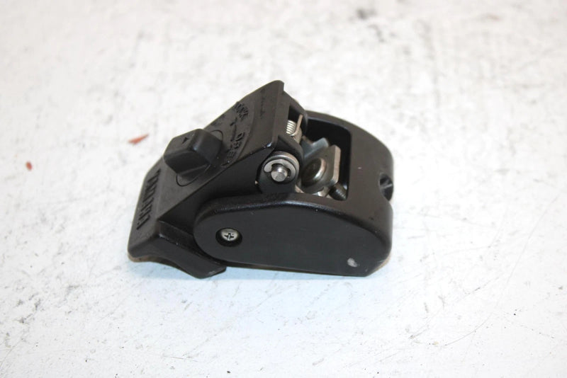 1993 Yamaha Waverunner 650 Oem Hood Latch FJ0-62840-00-00 JY23