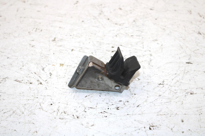 1985 Yamaha Vmax Oem Right Side Hood Locating 8M6-23889-01-00 SY125