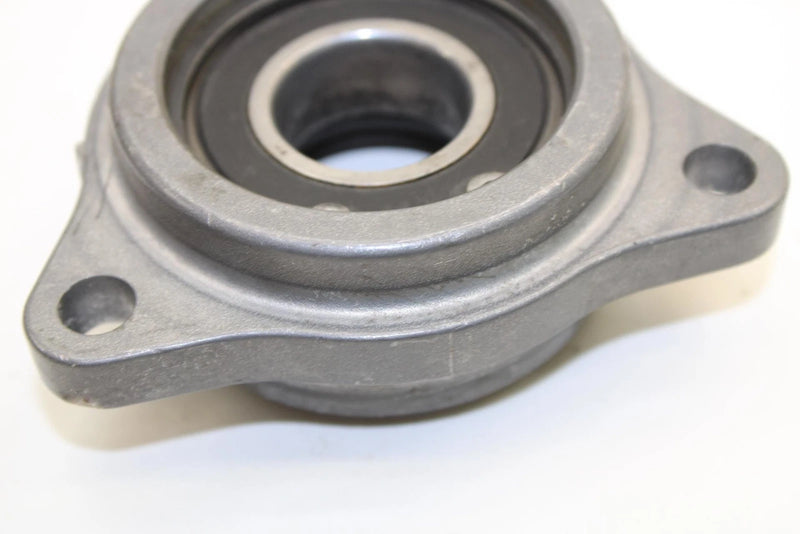 07 Yamaha Phazer Oem Chain Case Lower Bearing Housing 8GC-47633-00-00 Q1556