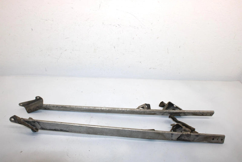 03 Ski-doo Mxz 600 Sport Oem RH/LH Member (Pair) 518323354 518323352 SS6