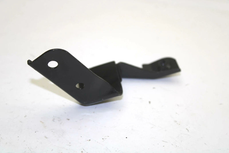 Yamaha OEM Right Hood Bracket 82m-2196g-00-00 SY50
