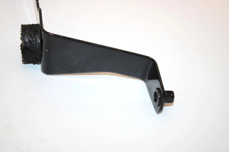 00 Polaris Trail Boss 325 Oem Lower Oil Cooler Bracket 5244069-067 AP37
