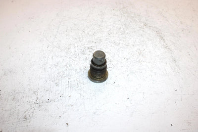 2001 Polaris Magnum 325 Oem Right Swingarm Pivot Bolt 5132683 Q3317