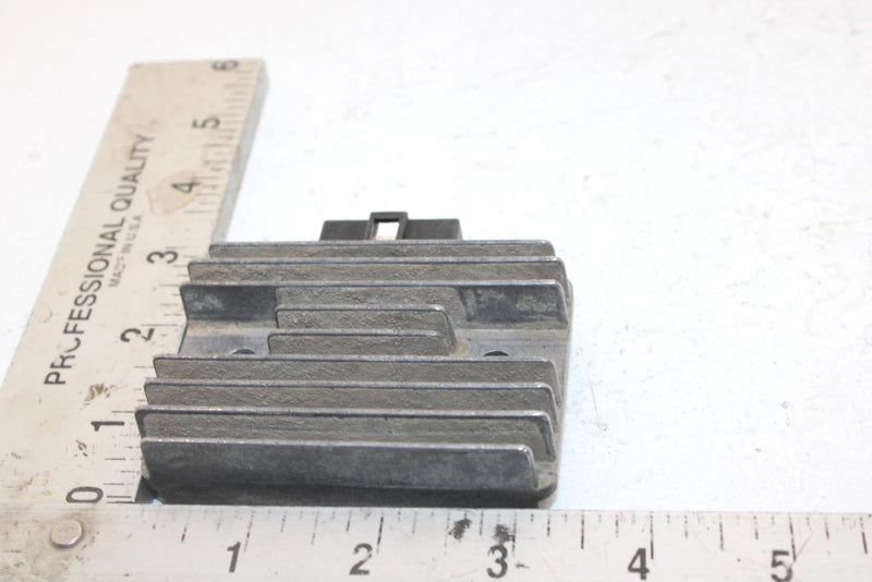 1996 Kawasaki Bayou 300 Oem Voltage Regulator 21066-1038 AK25