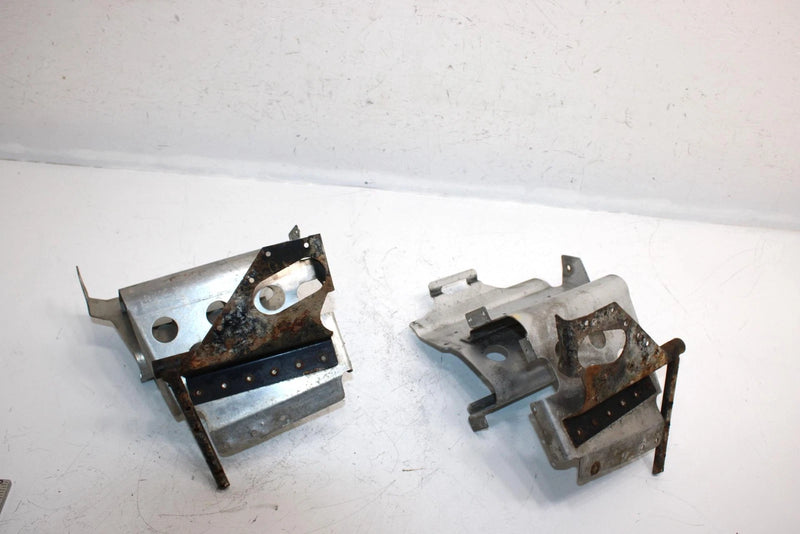 93 Polaris 500 Efi Oem Footrest Set 1011891 1011890 SP25