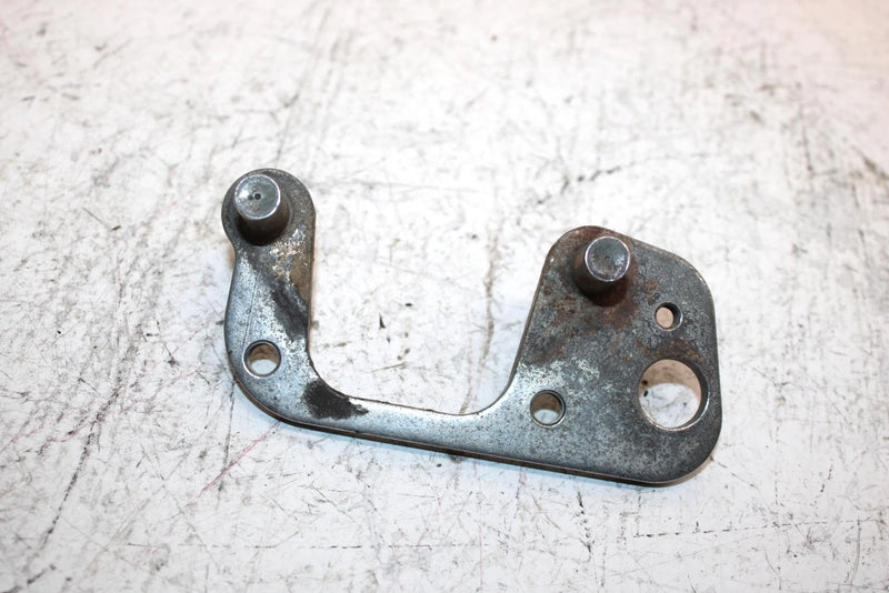 2000 Polaris Magnum 325 Oem Front RH Caliper Mount 1910265 1910412 AP65