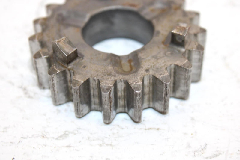 2009 Polaris Trail Boss 330 Oem 19T Transmission Sprocket 3233674 AP181