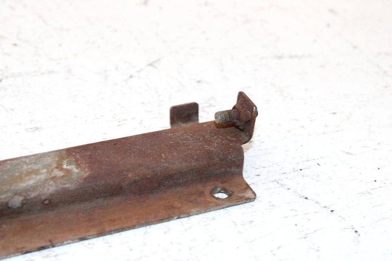 1995 Yamaha Vmax 600 Le Oem Seat Bracket 8AB-21946-00-00 SY21